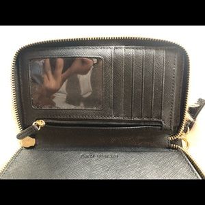 MICHAEL Michael Kors Bags - Michael Kors Leather Wristlet Pouch Jet Set Travel MICHAEL Michael Kors Bags - Michael Kors Leather Wristlet Pouch Jet Set Travel